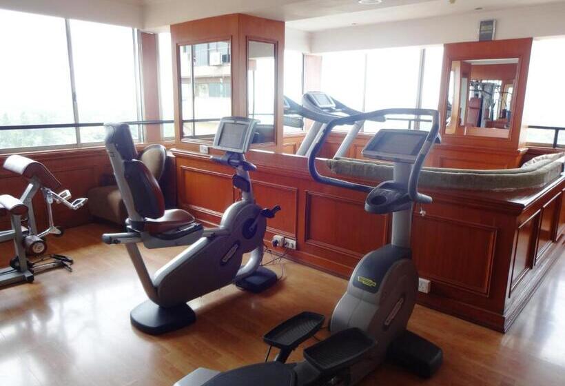 בית מלון כפרי Royal Orchid Central Bangalore, Manipal Centre, Mg Road