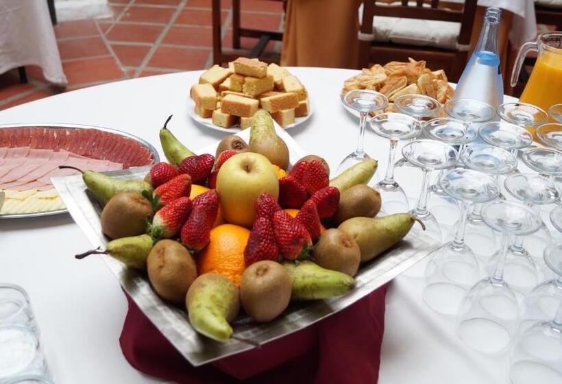 교외 호텔 Caserio De Iznájar