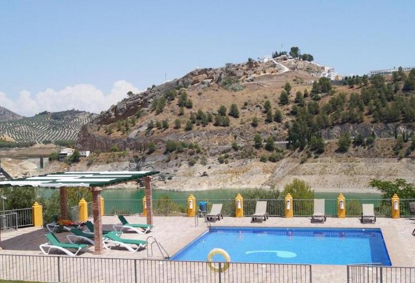 هتل روستایی Caserio De Iznájar