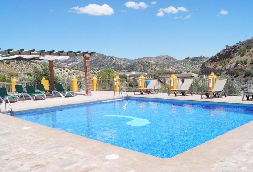 فندق ريفى Caserio De Iznájar
