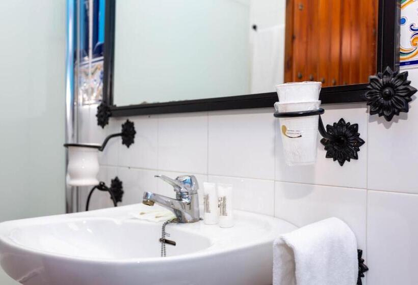 교외 호텔 Caserio De Iznájar