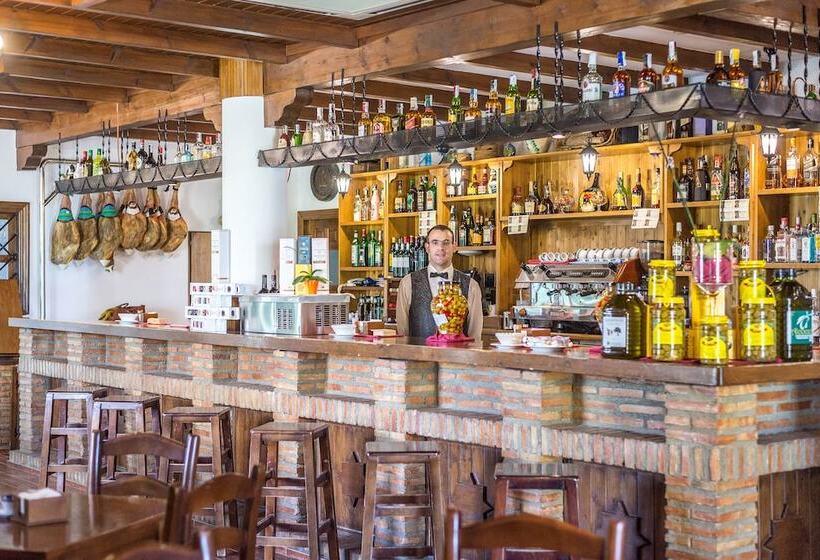 فندق ريفى Cortijo De Tajar