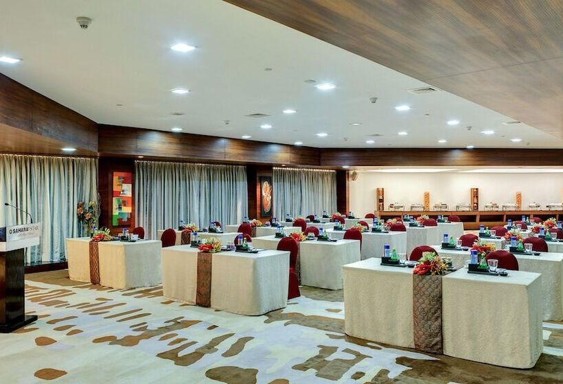 فندق Sahara Star