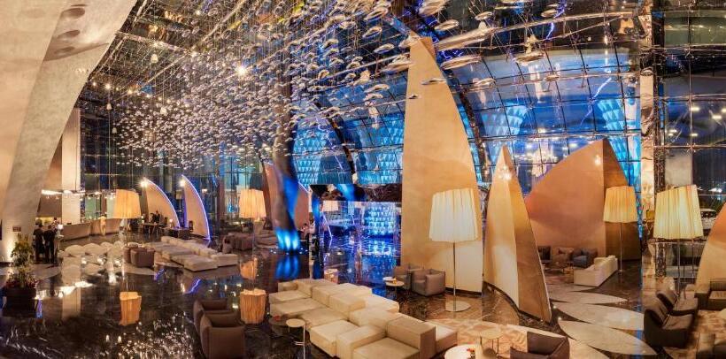 فندق Sahara Star