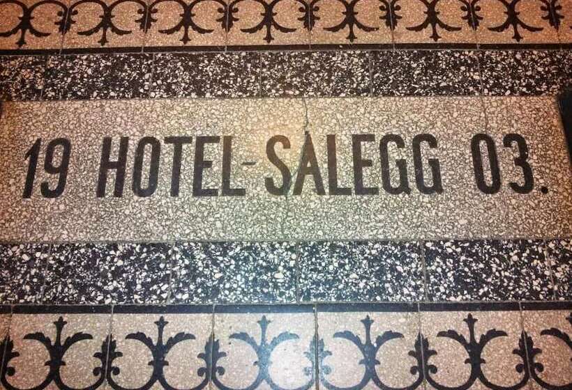 فندق Salegg