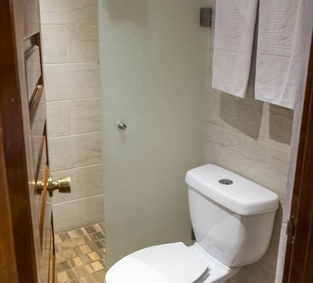 هتل San Francisco Plaza