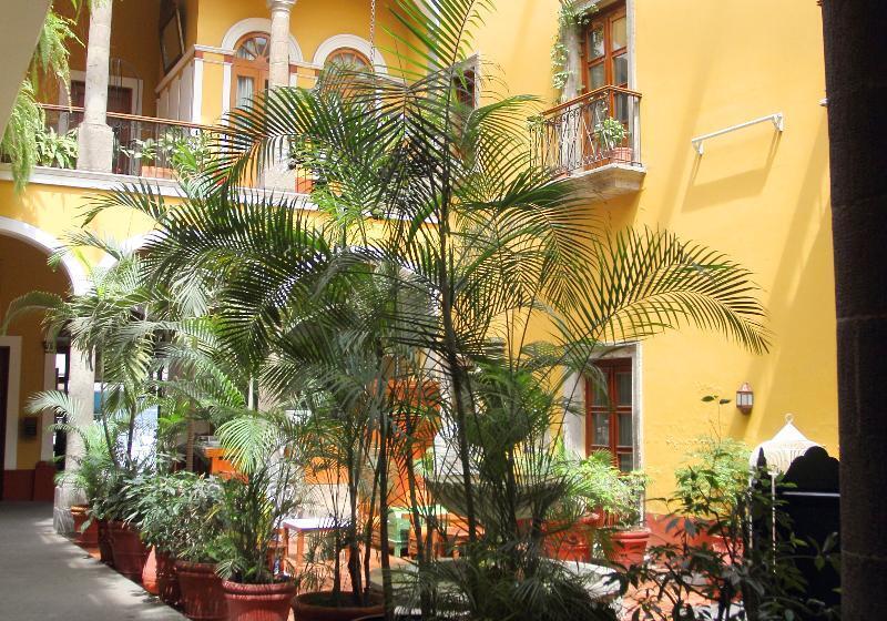 هتل San Francisco Plaza