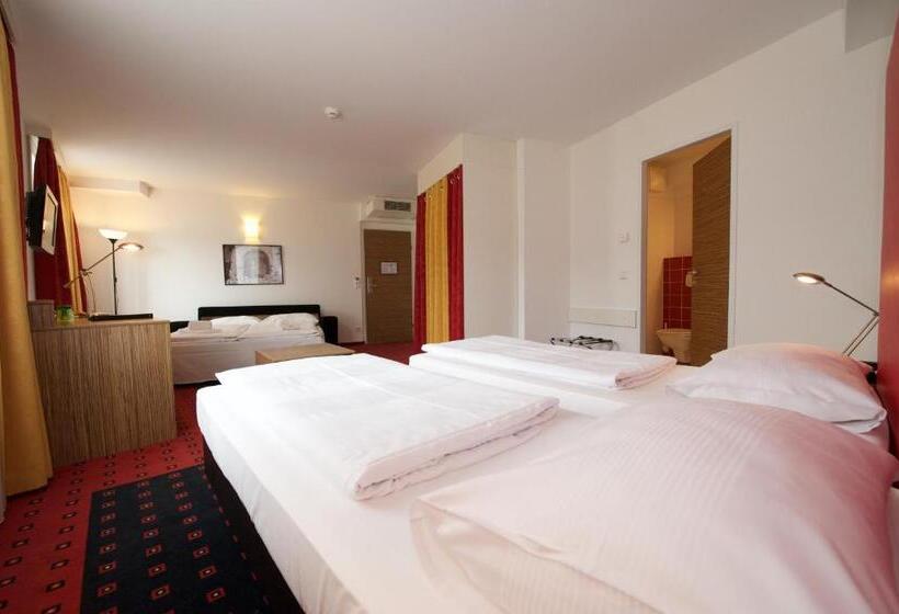 Senator Hotel Vienna