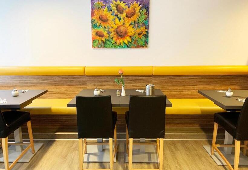 Senator Hotel Vienna