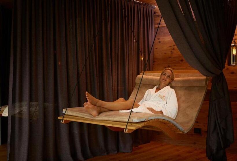 בית מלון כפרי Shandranj