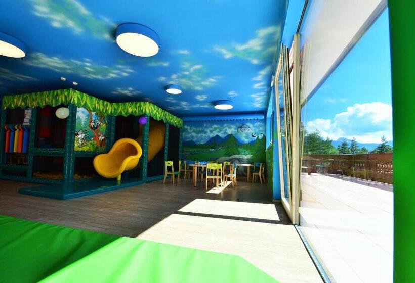 בית מלון כפרי Shandranj