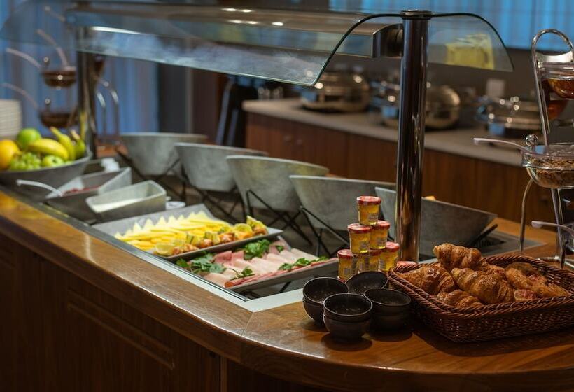 בית מלון כפרי Tallaght Cross