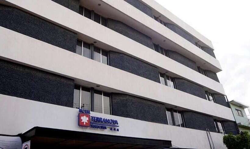 호텔 Terranova