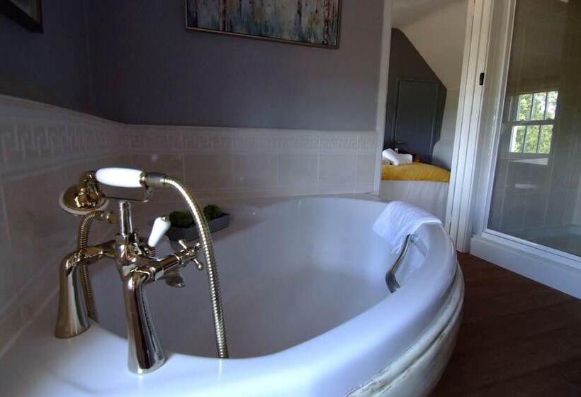 בית מלון כפרי The Anchor