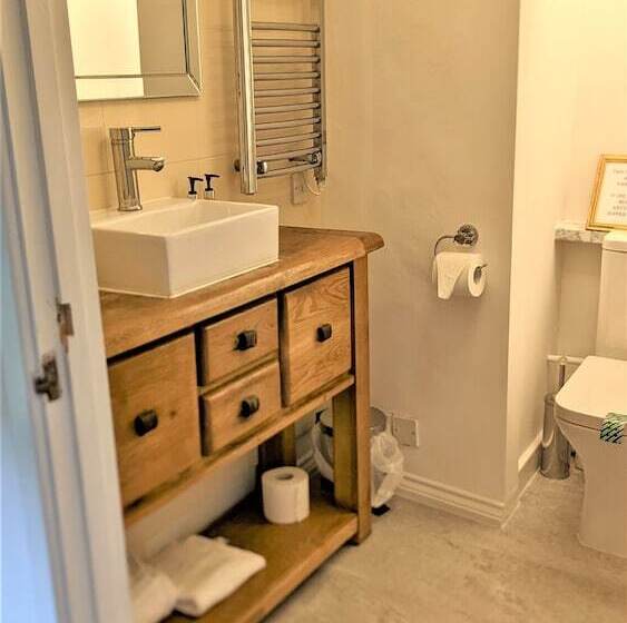 בית מלון כפרי The Anchor