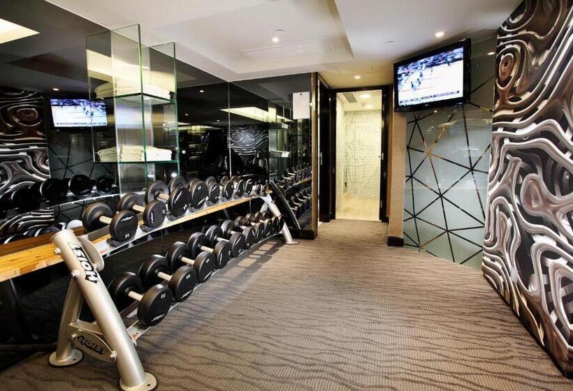 هتل The Luxe Manor