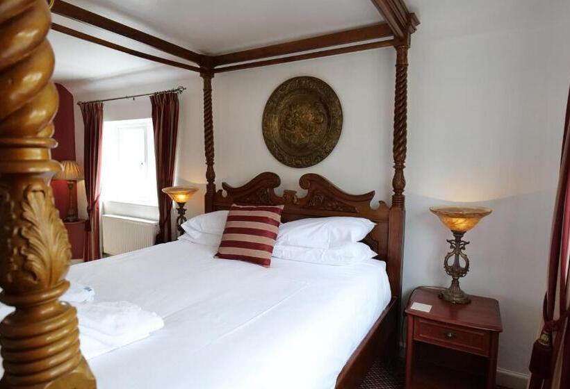 Отель The Mary Arden Inn