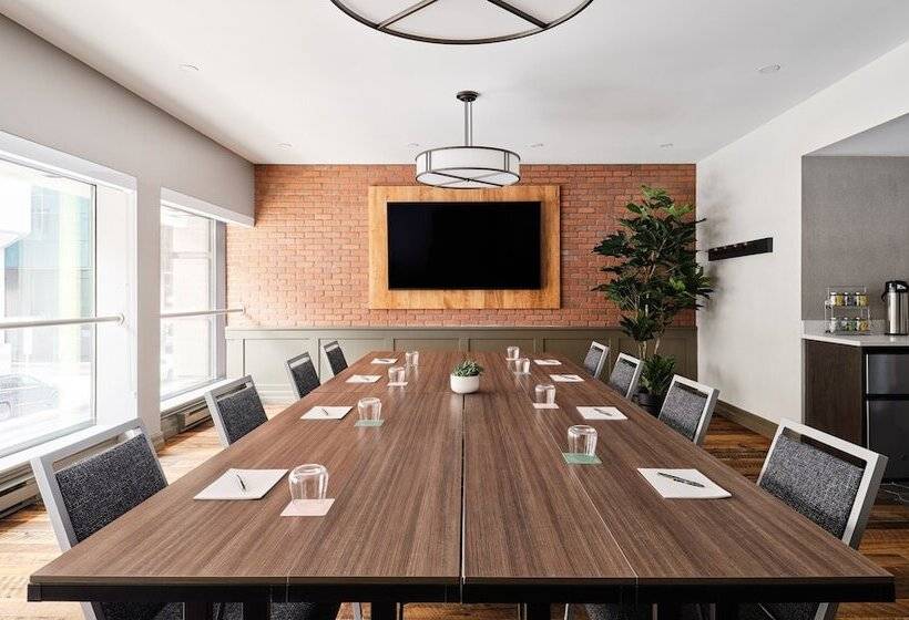 בית מלון כפרי The Metcalfe By Gray Collection