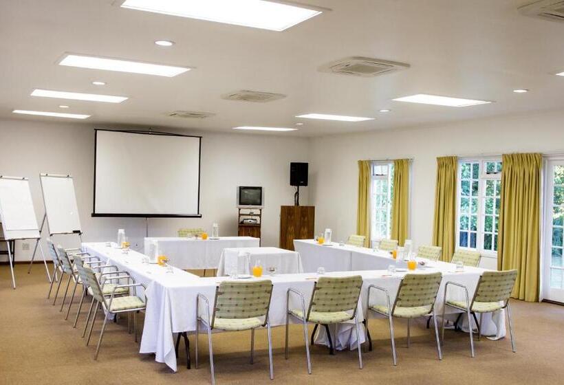 ホテル Tsitsikamma Village Inn