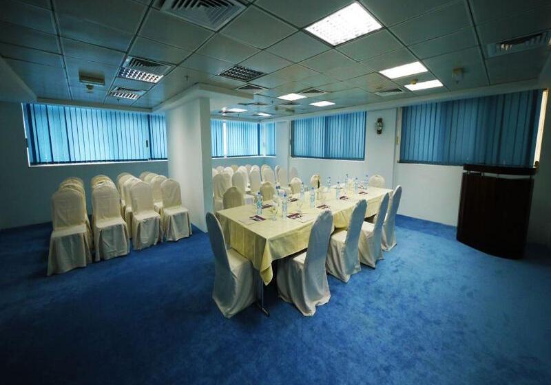 Sharjah Hotel Apartments   الشارقة