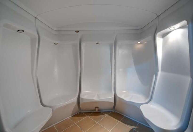 Sharjah Hotel Apartments   الشارقة