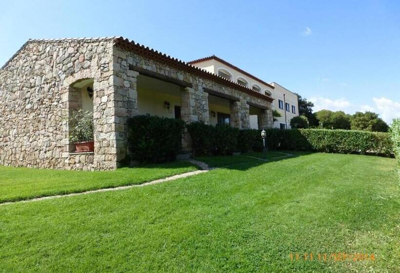 בית מלון כפרי Valkarana Country Relais