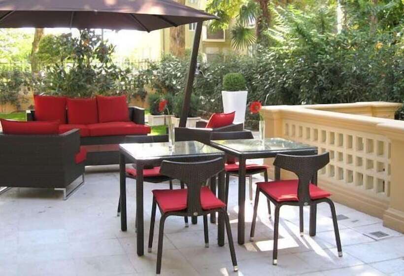 Boutique Hotel & Spa Villa Dei Platani