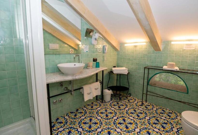 Отель Villa Lara