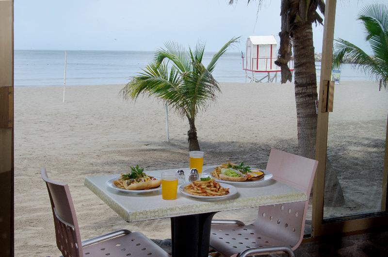 ホテル Villa Varadero