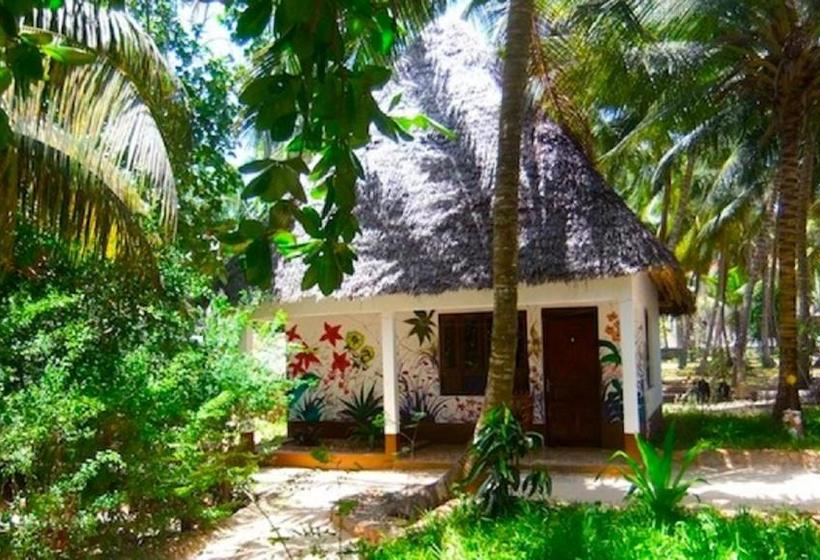 בית מלון כפרי Waikiki Zanzibar Resort