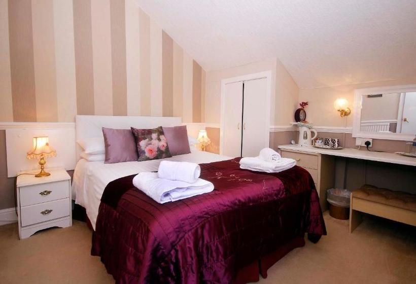 فندق Warwick House