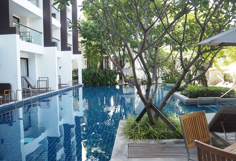 هتل Woodlands Suites Serviced Residences   Sha Extra Plus