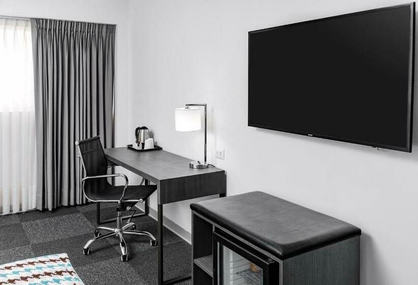 هتل Costa Del Sol Wyndham Tumbes