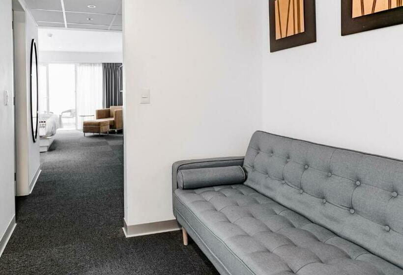 هتل Costa Del Sol Wyndham Tumbes