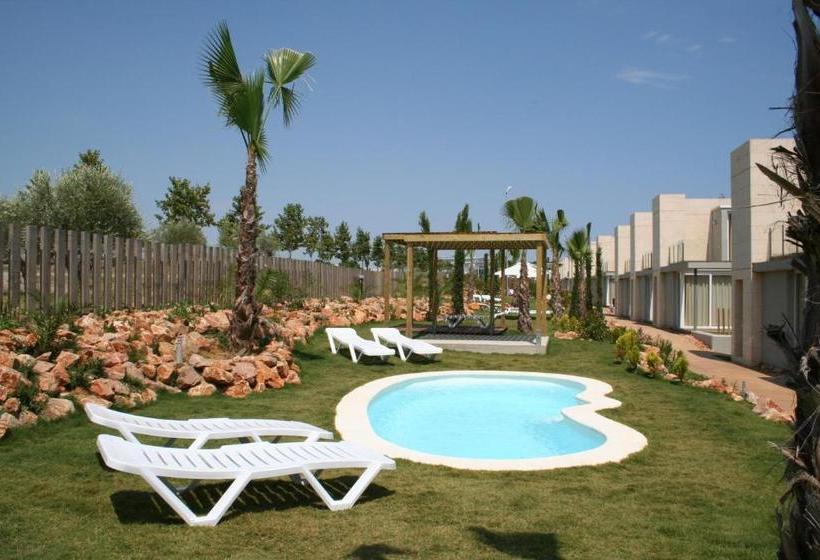 L  Escala Resort