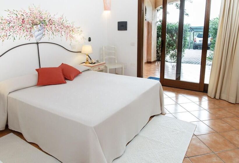 La Jacia Hotel & Resort