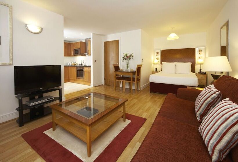 Marlin Apartments London City   Queen Street