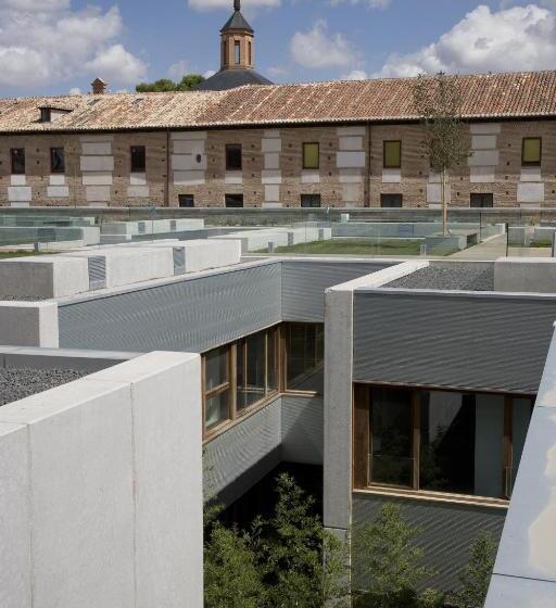 Parador De Alcala de Henares