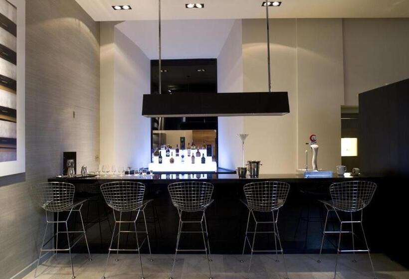 Parador De Alcala de Henares