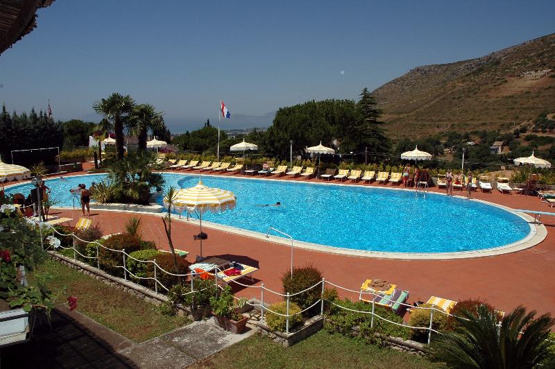 Residence Costa Di Kair Ed Din