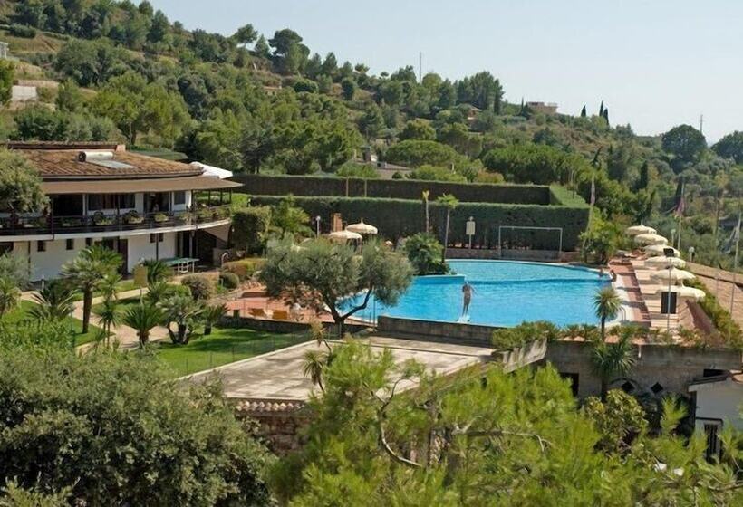 Residence Costa Di Kair Ed Din