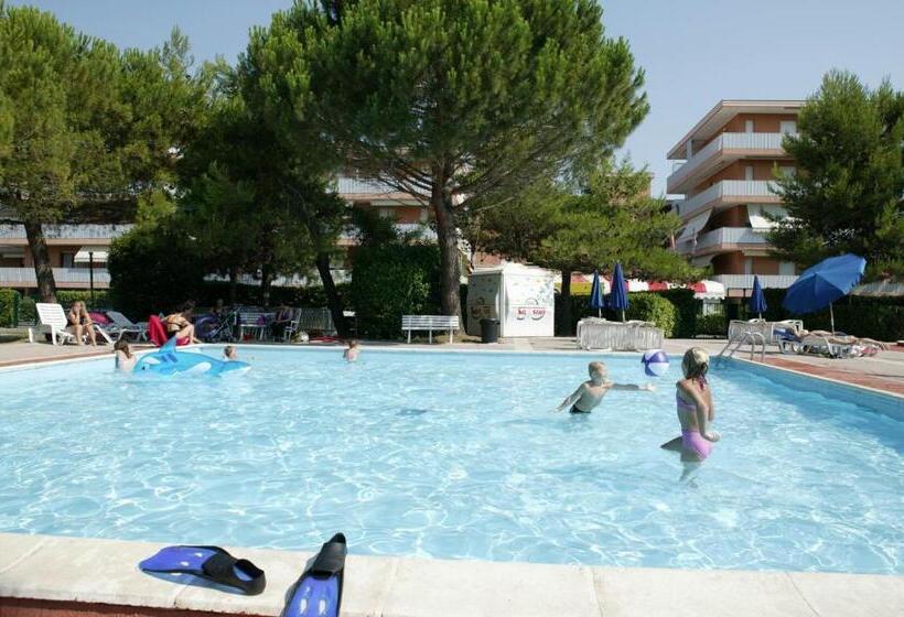 Residence Valbella   Geturhotels