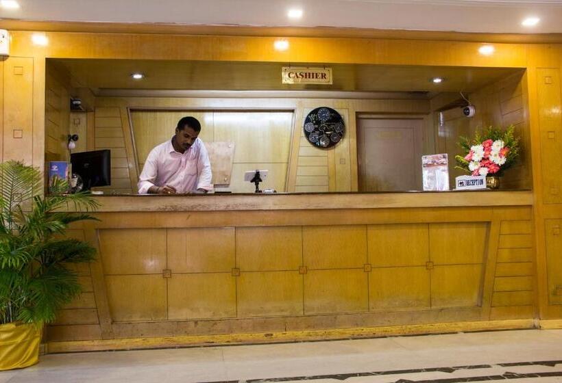 هتل Royal Regency