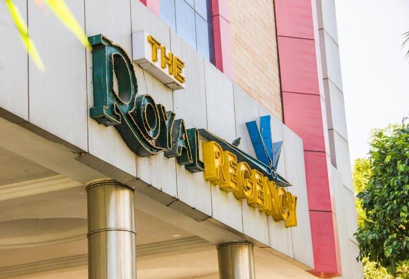 호텔 Royal Regency