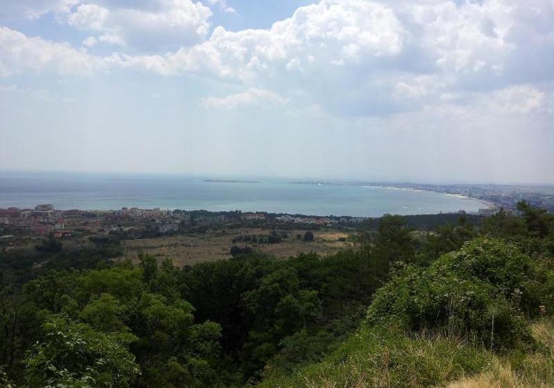 Sunny Dreams Aparthotel