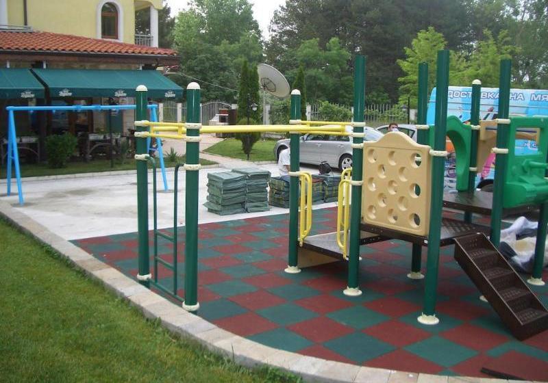 Sunny Dreams Aparthotel