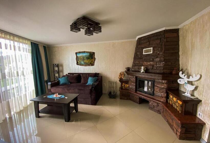 هاستل коттедж пятое колесо 1