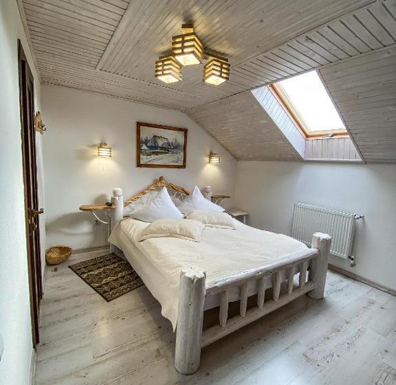 هاستل коттедж пятое колесо 1