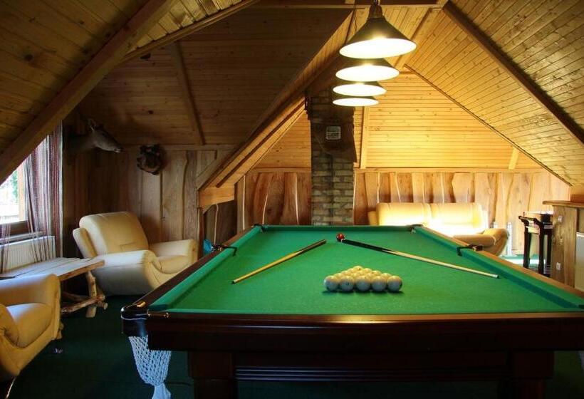 هاستل коттедж пятое колесо 1