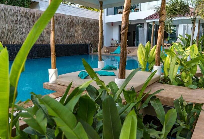 فندق صغير By The Sea Koh Mak Boutique Guesthouse